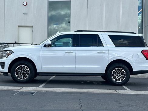 Certified 2024 Ford Expedition Max XLT image 6