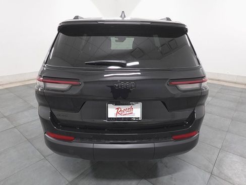 New 2025 Jeep Grand Cherokee L Altitude image 4