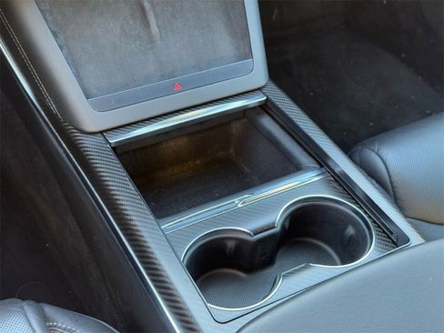 Used 2021 Tesla Model S Plaid image 31