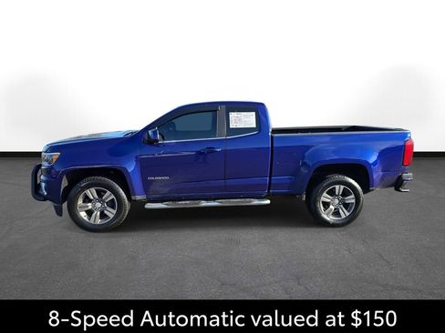 Used 2017 Chevrolet Colorado LT w/ LT Convenience Package image 9