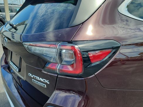 Certified 2024 Subaru Outback Touring AWD/4WD image 11