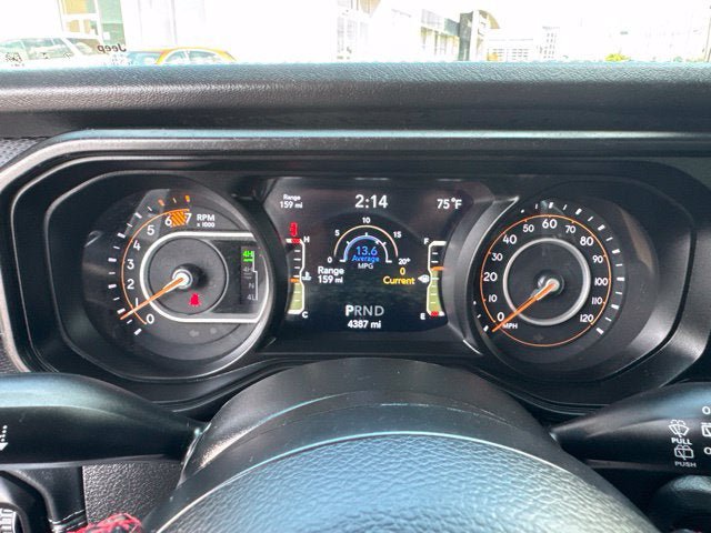 Used 2026 Jeep Wrangler Unlimited Rubicon 392 w/ Quick Order Package 27X Moab AWD/4WD image 12