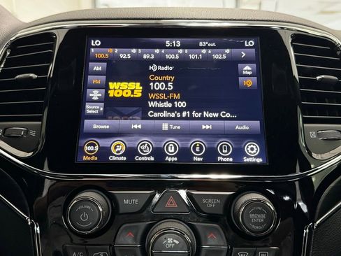 Used 2020 Jeep Grand Cherokee Limited w/ Premium Lighting Group AWD/4WD image 16