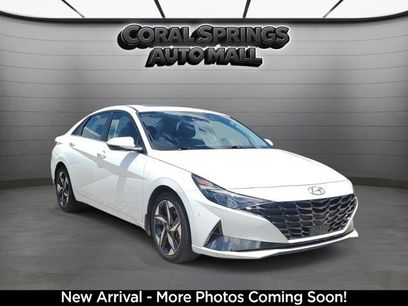 Used 2023 Hyundai Elantra Limited w/ Winter Weather Package