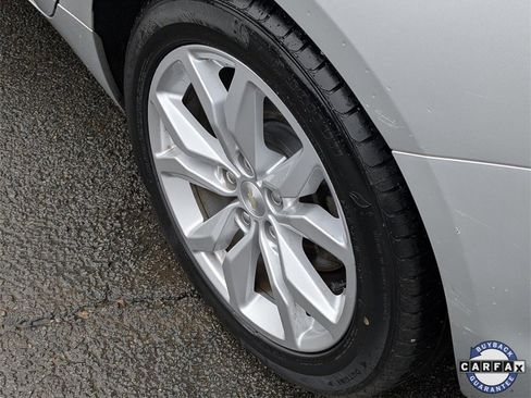 Used 2019 Chevrolet Impala LT image 9