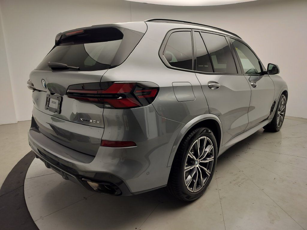 Certified 2026 BMW X5 xDrive50e w/ M Sport Package AWD/4WD image 3