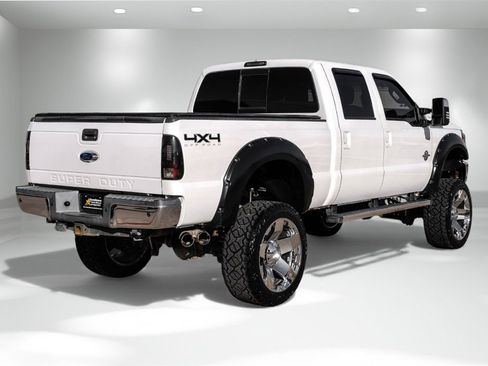 Used 2015 Ford F350 Lariat w/ Lariat Ultimate Package image 6