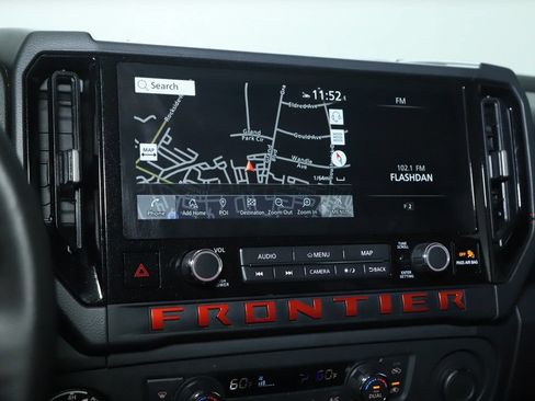 Certified 2025 Nissan Frontier PRO-4X w/ Pro Premium Package AWD/4WD image 30