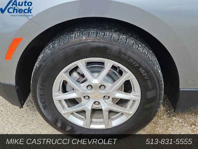 Used 2024 Chevrolet Equinox LT AWD/4WD image 9