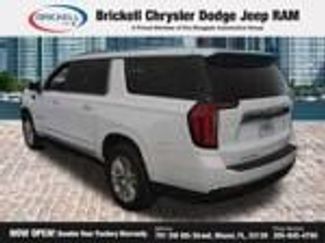 Used 2024 GMC Yukon XL SLT RWD video 3