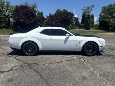 Used 2023 Dodge Challenger R/T Scat Pack image 4