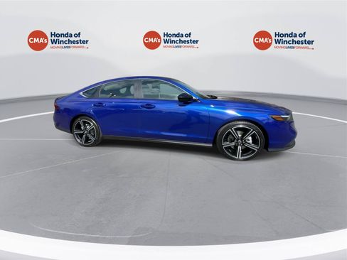 Used 2024 Honda Accord Sport image 12