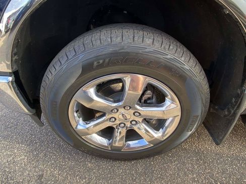 Used 2022 Ford F150 Lariat w/ Equipment Group 502A High AWD/4WD image 4