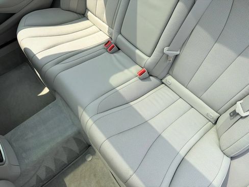 Used 2015 Mercedes-Benz S 550 Sedan image 15