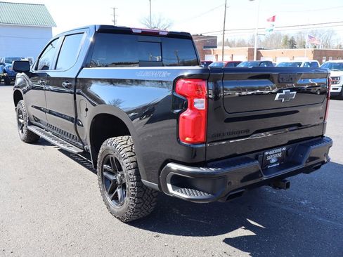 Used 2023 Chevrolet Silverado 1500 LT Trail Boss w/ LT Trail Boss Premium Package AWD/4WD image 16