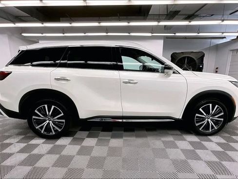 Used 2024 INFINITI QX60 Sensory AWD/4WD image 15