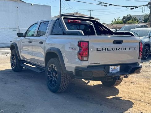 New 2026 Chevrolet Colorado Trail Boss w/ Midnight Edition AWD/4WD image 3