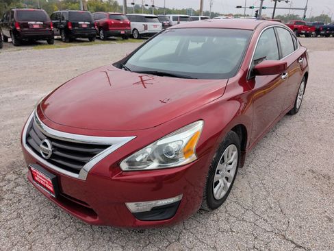 Used 2014 Nissan Altima 2.5 S image 7