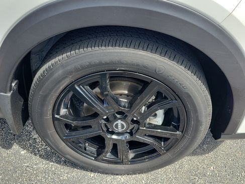 Used 2024 Nissan Kicks SV w/ Exterior Package FWD image 8