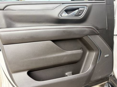 Used 2021 Chevrolet Tahoe RST w/ Luxury Package RWD image 10