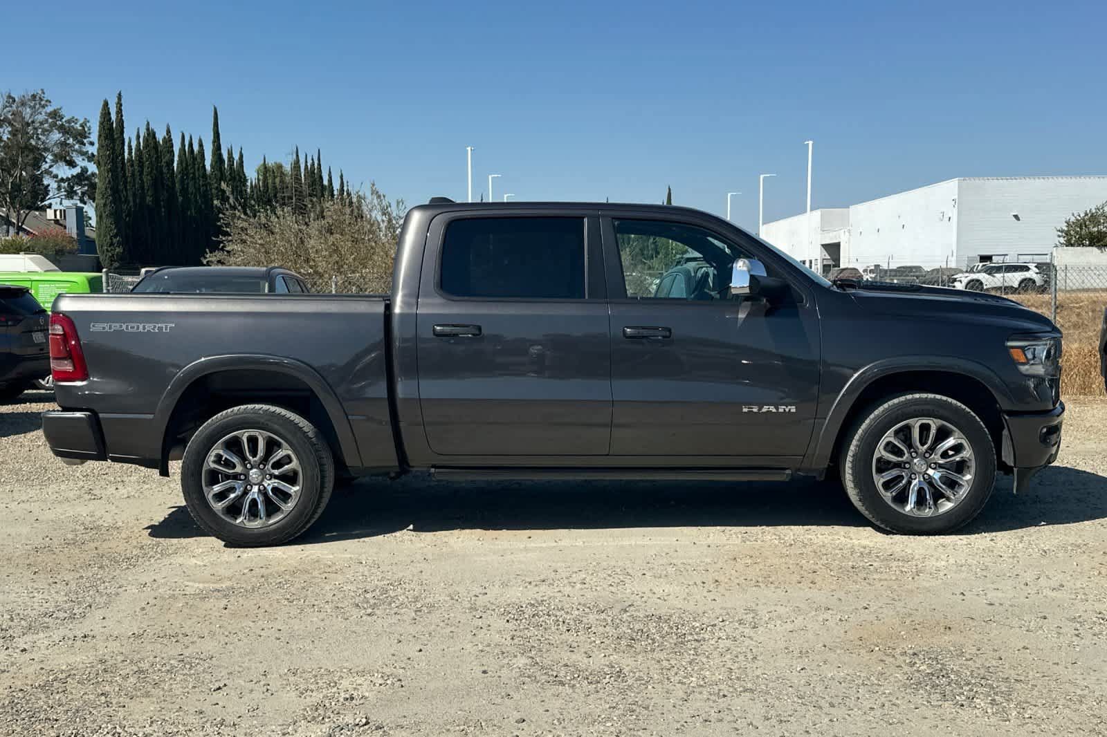 Used 2020 RAM 1500 Laramie w/ Sport Appearance Package AWD/4WD image 9