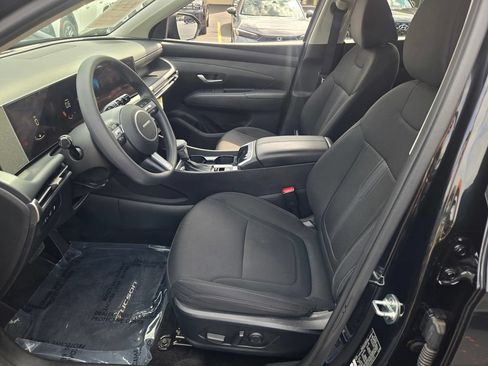 Used 2025 Hyundai Tucson SEL FWD image 30
