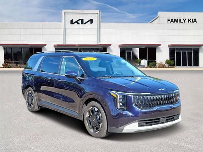Certified 2025 Kia Carnival EX