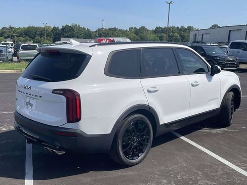 Used 2022 Kia Telluride SX w/ SX Prestige Package AWD/4WD image 3