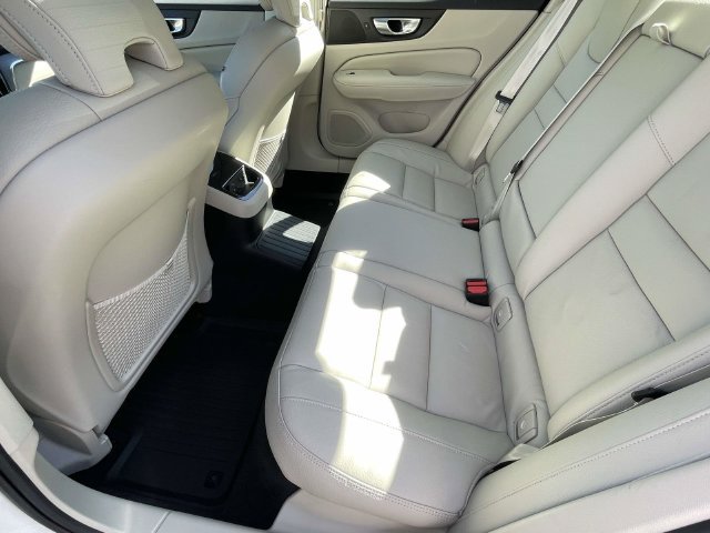 Certified 2024 Volvo S60 T8 Plus w/ Climate Package AWD/4WD image 11