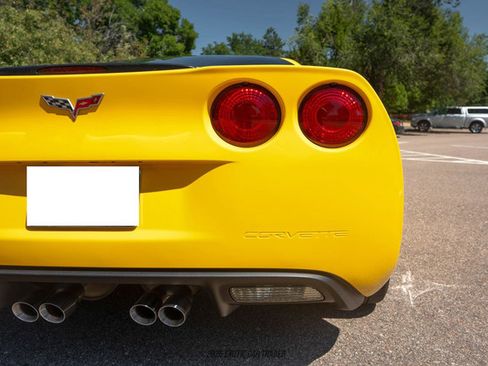 Used 2007 Chevrolet Corvette Coupe w/ Preferred Equipment Group RWD image 75