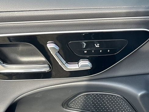 New 2026 Mercedes-Benz E 350 4MATIC Sedan image 11