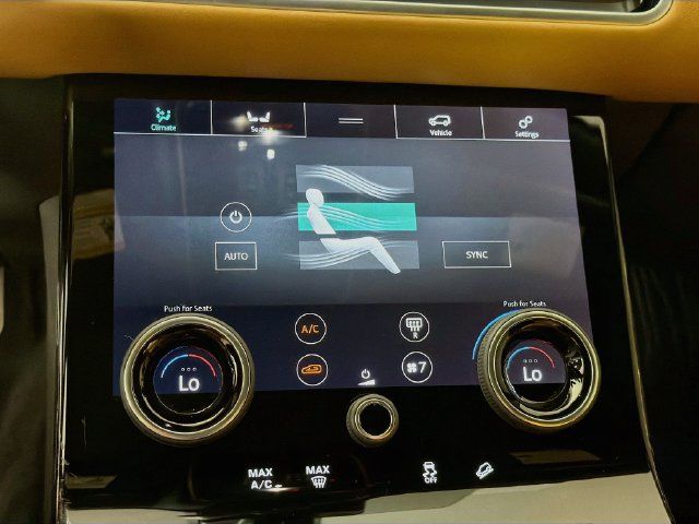 Used 2019 Land Rover Range Rover Velar R-Dynamic SE AWD/4WD image 19