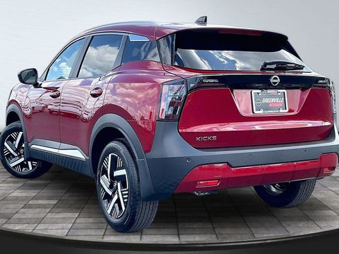 New 2026 Nissan Kicks SV FWD image 4