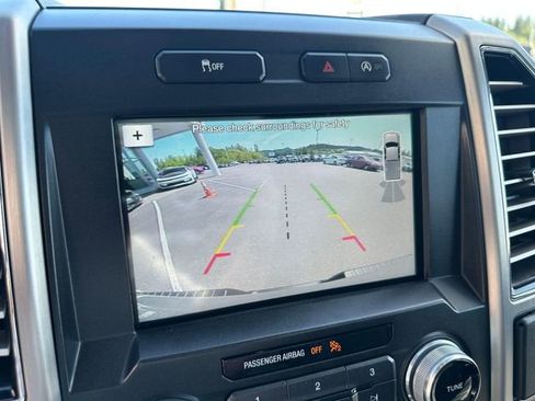 Used 2018 Ford F150 Platinum AWD/4WD image 16