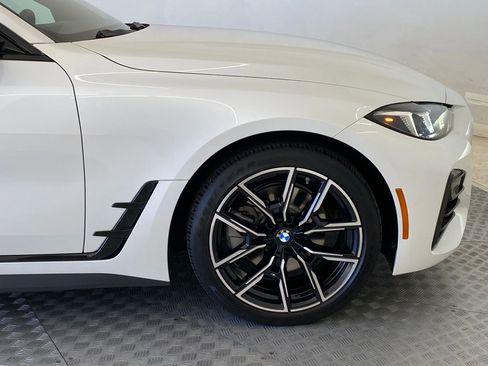 Certified 2025 BMW 430i xDrive w/ M Sport Package image 11