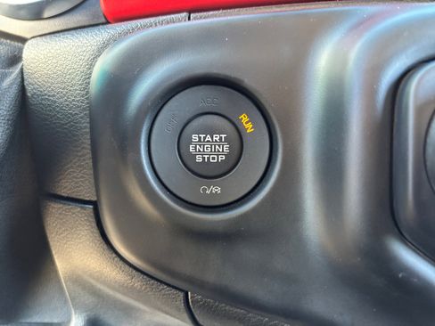 Used 2020 Jeep Wrangler Unlimited Rubicon w/ Steel Bumper Group image 30