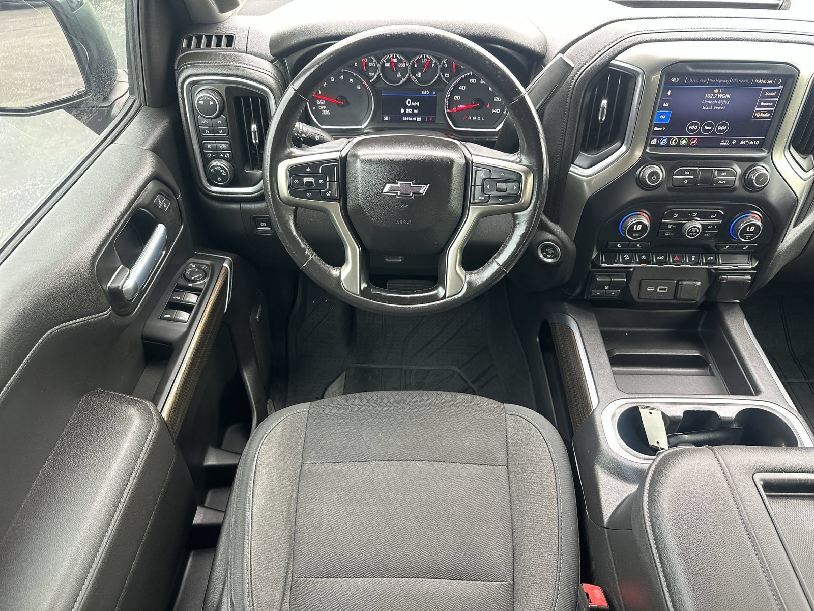 Used 2019 Chevrolet Silverado 1500 RST AWD/4WD image 17