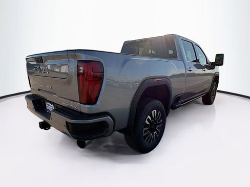 New 2026 GMC Sierra 2500 Denali Ultimate AWD/4WD image 7