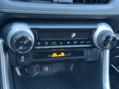 Used 2025 Toyota RAV4 LE image 22