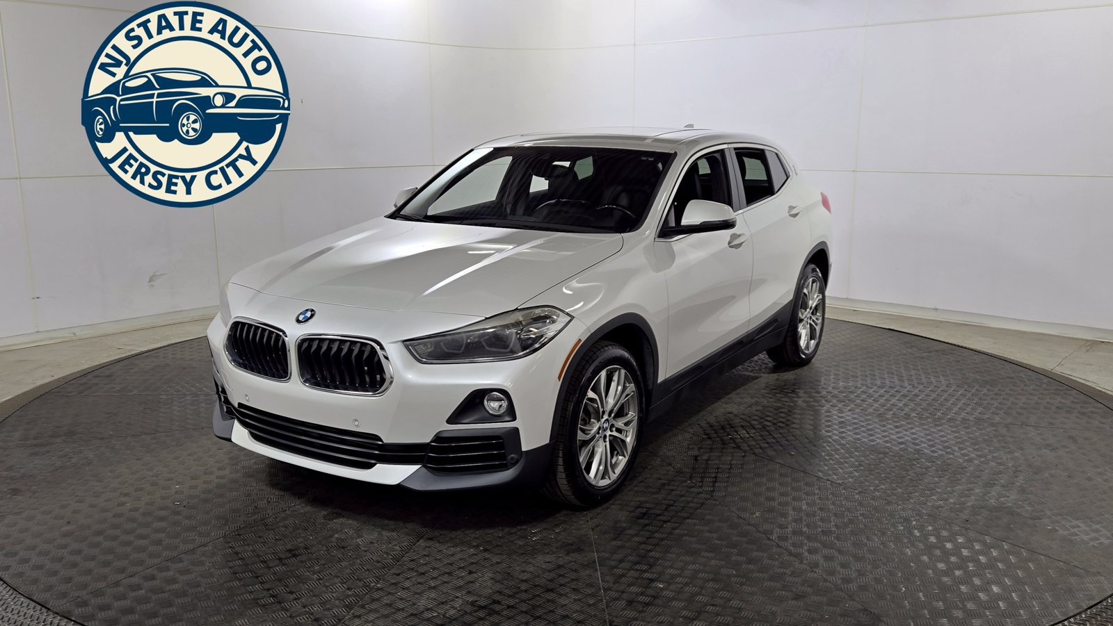 Used 2019 BMW X2 xDrive28i w/ Convenience Package AWD/4WD image 3