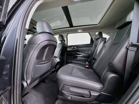 Used 2023 Kia Sorento SX AWD/4WD image 25