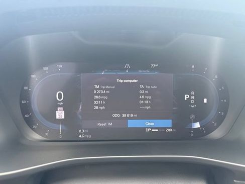 Used 2023 Volvo XC40 B5 Plus w/ Protection Package Premier AWD/4WD image 15