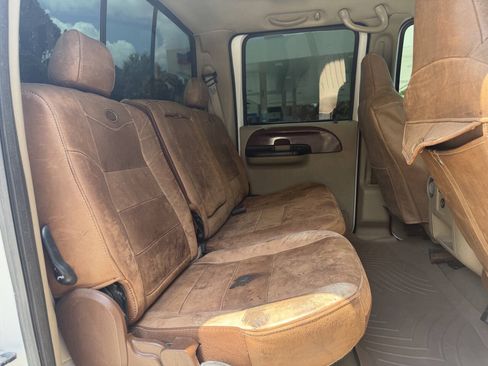 Used 2005 Ford F250 King Ranch AWD/4WD image 9