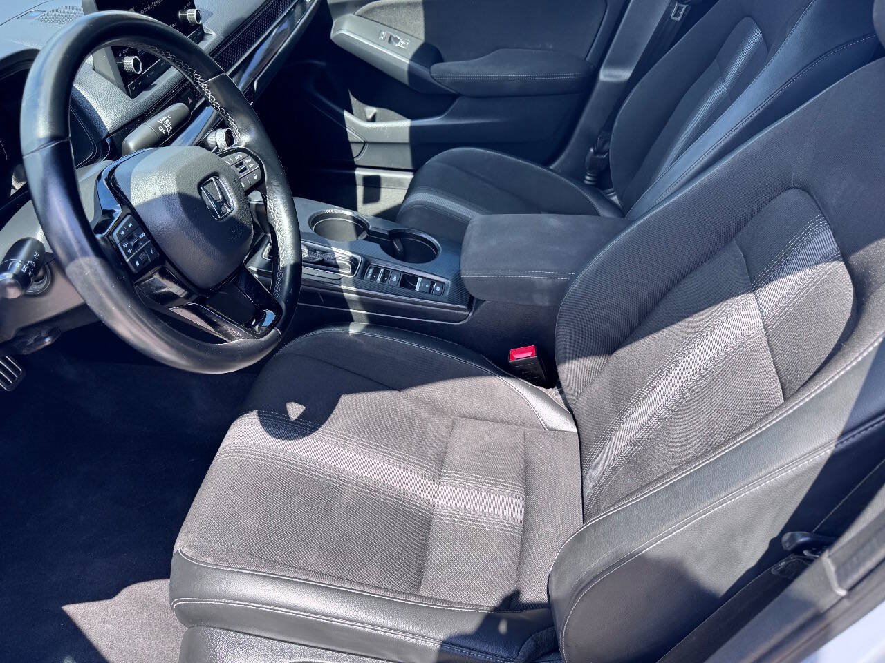 Used 2022 Honda Civic Sport image 11