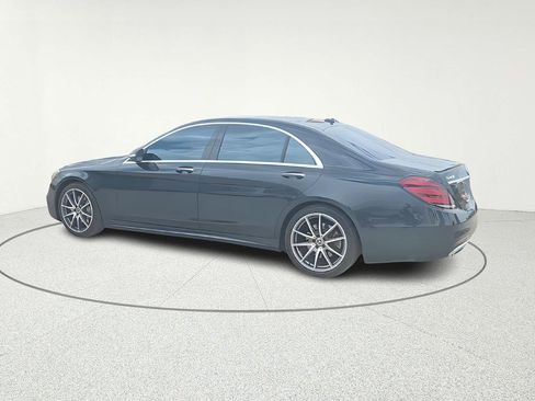 Used 2018 Mercedes-Benz S 450 Sedan image 4