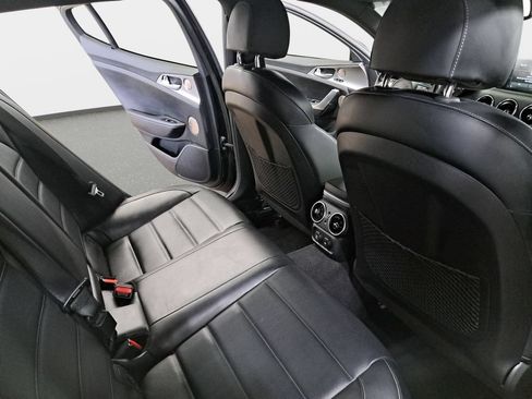 Used 2021 Kia Stinger GT2 AWD/4WD image 12