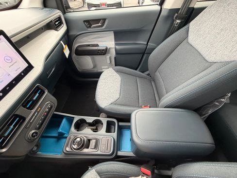 New 2025 Ford Maverick XLT w/ Equipment Group 301A image 23