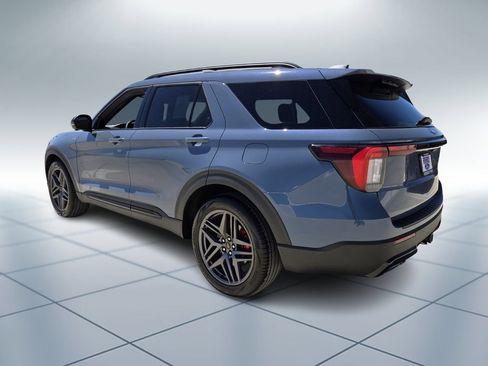 New 2026 Ford Explorer ST-Line RWD image 5
