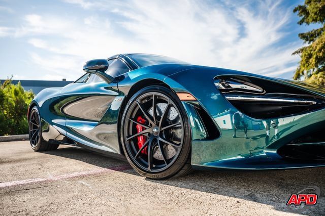 Used 2024 McLaren 750S Spider RWD image 33