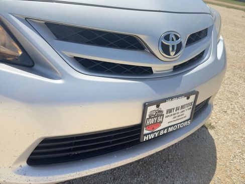 Used 2012 Toyota Corolla S image 14